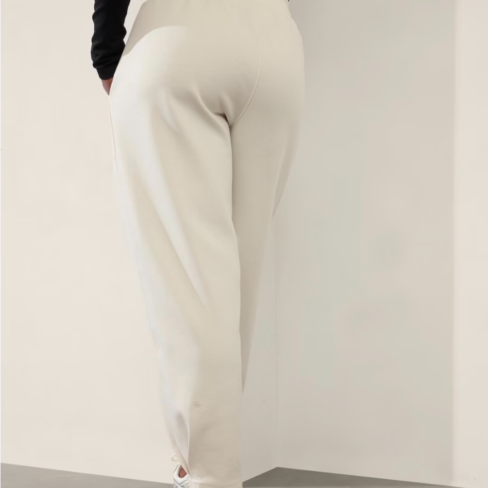Athleta allure high-rise joggers Brand new still in packages. - Picture 4 of 11